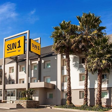Sun1 O.R.Tambo Hotel โจฮันเนสเบิร์ก ภายนอก รูปภาพ